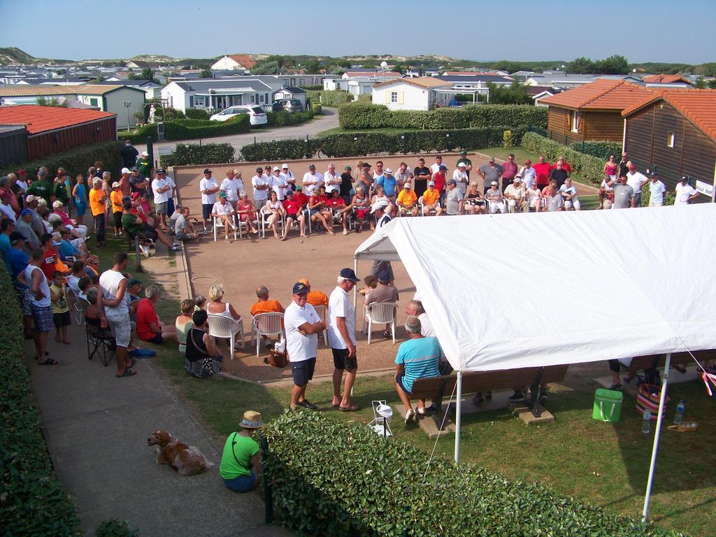 Hotellerie De Plein Air Belle Dune Berck Esterno foto