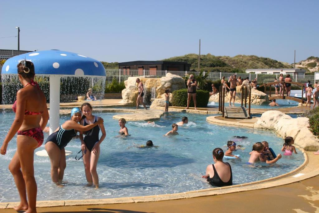 Hotellerie De Plein Air Belle Dune Berck Esterno foto